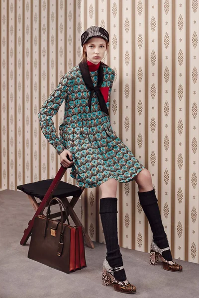 Look 10